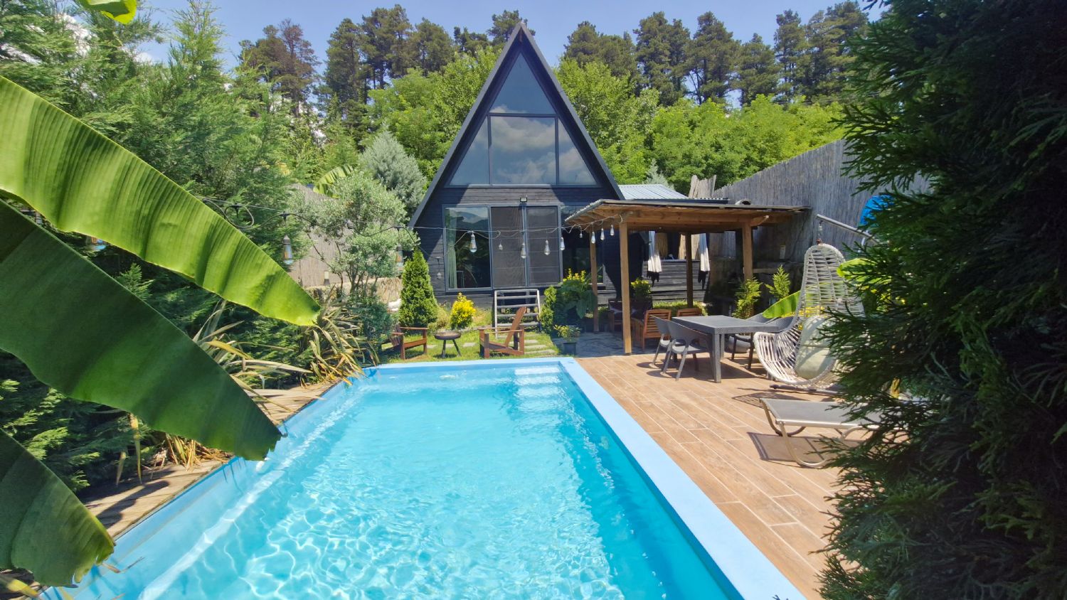 YURA-2 BUNGALOV